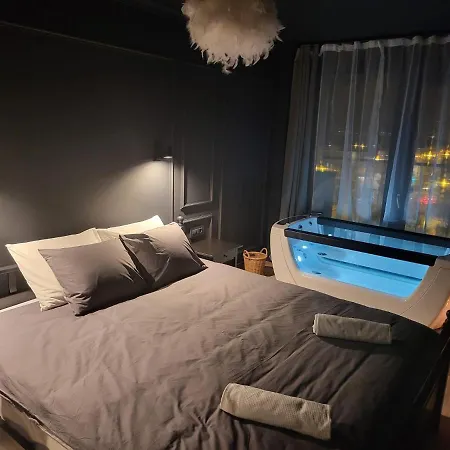 SPAre-Time - Exclusive&Unique Apartment! 18+ Oradea Extérieur photo